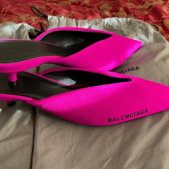 BALENCIAGA Pink Mules, size 7, with side logo, brand new - Picture 3 of 6